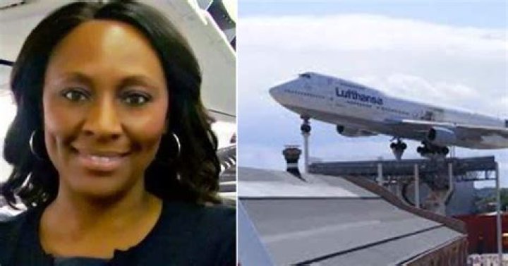 Air hostess sees “help me” written in airplane toilet and calls the police