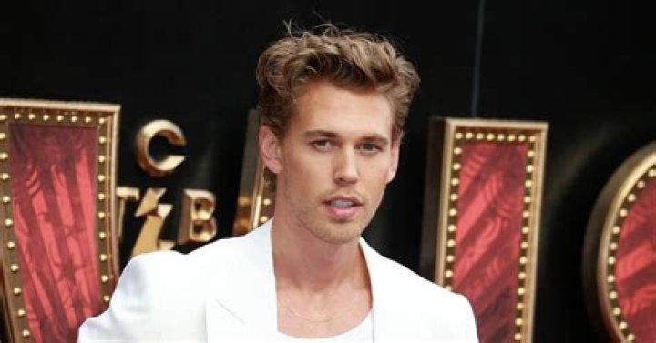 ‘Elvis’ star Austin Butler says he ‘cried every night’ after mother’s death, nearly quit acting