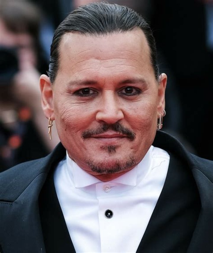 Little-known picture of Johnny Depp at 60 sparks intense discussion online – he “Doesn’t even look like the same person”