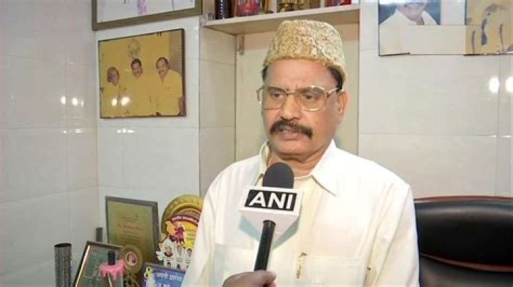 Many top politicians, actors met Haji Mastan, Karim Lala, say their kin – India TV