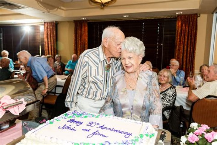 Missouri couple celebrates 80th wedding anniversary on New Year’s Day