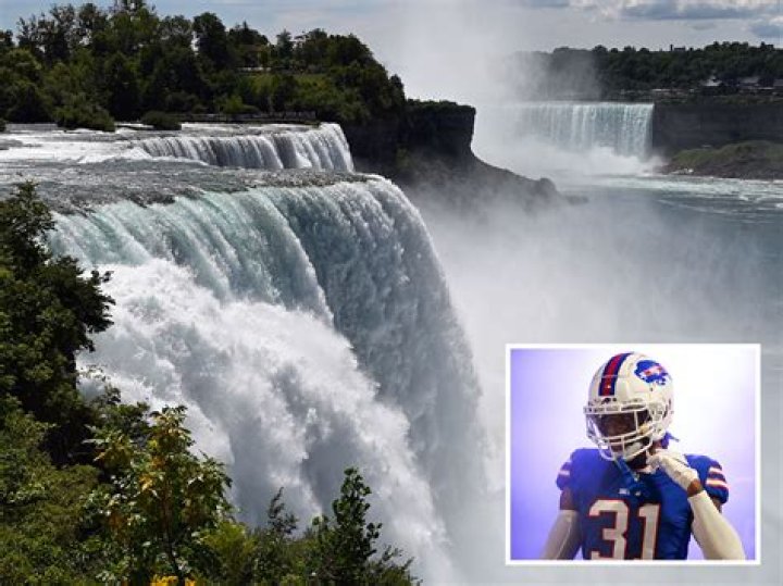 Niagara Falls Illuminated in Blue Light After Damar Hamlin Collapse