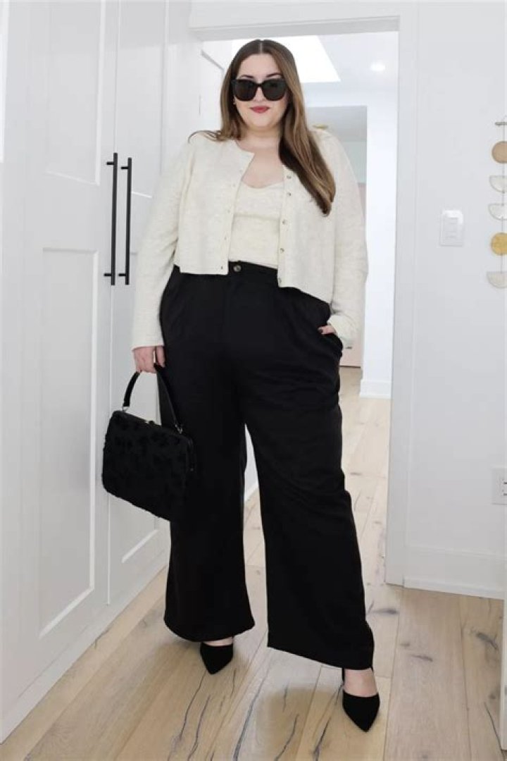 Plus-size influencer and her husband have the perfect response to mean trolls