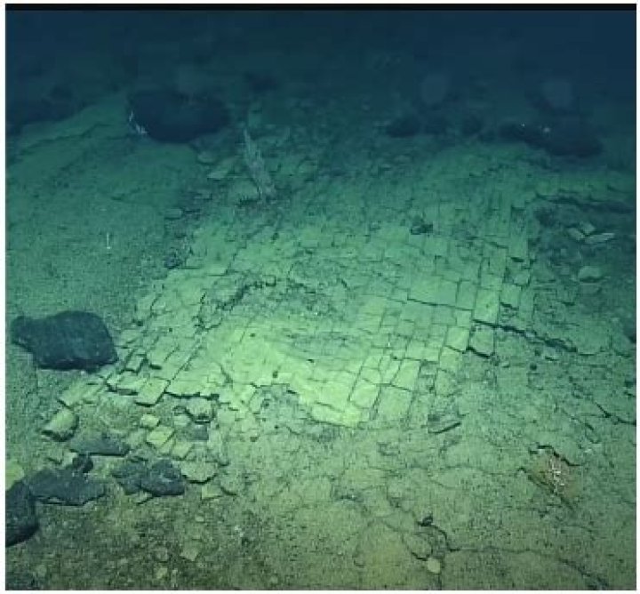 Scientists find strange “Yellow Brick Road” at the bottom of the Pacific Ocean