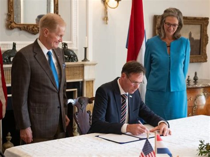 Senate passes orbital debris bill