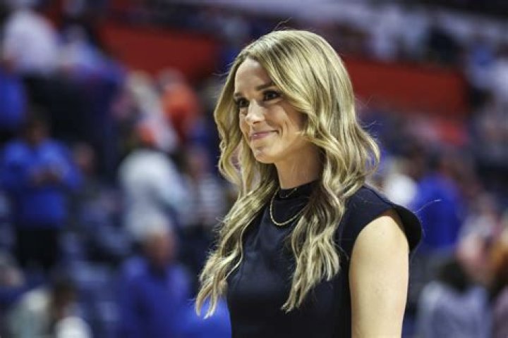 Slaying of 2 girls stuns small Oklahoma town