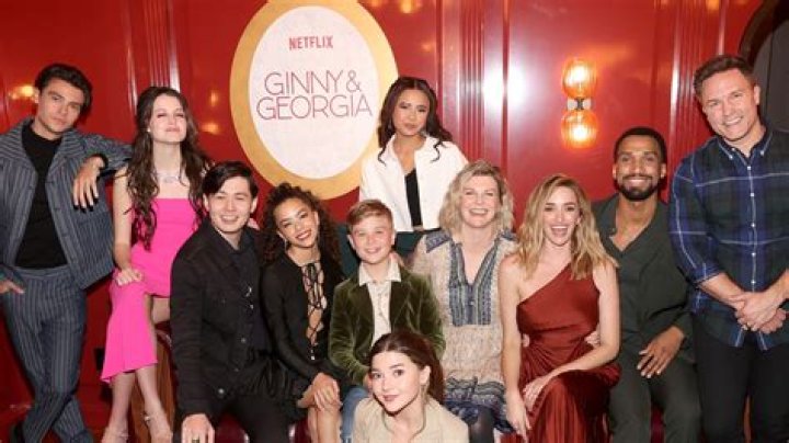 The Reality Behind Ginny & Georgia's Fictional Town