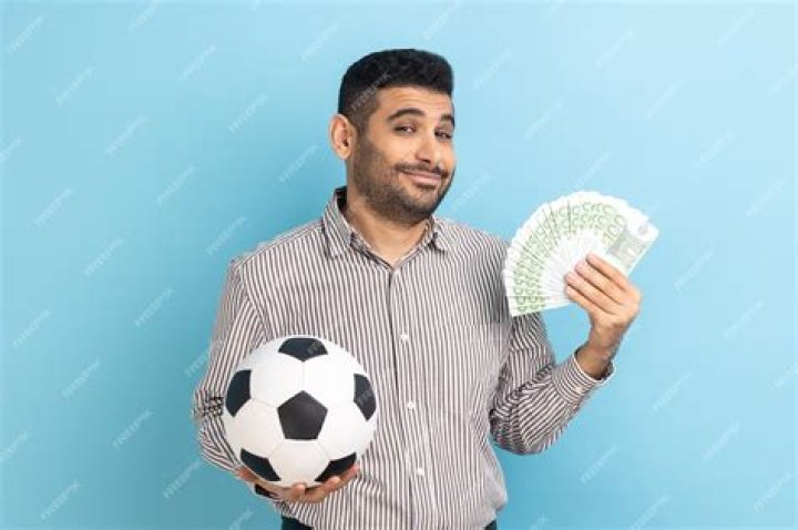 The Secret Soccer Analyst: Low Pay, No Gain